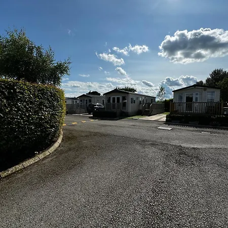 Hesket Caravan Park Plot 42 Sleeps 3 - 1 Double Room 1 Single Room No Commercial Vans Allowed Prázdninový dům