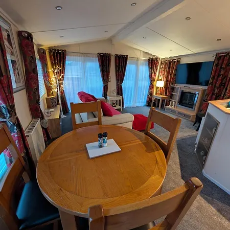Plot 42 Hesket Caravan Park 4 Pm Check Early Check In Upon Request No Commercial Vans Allowed 펜션