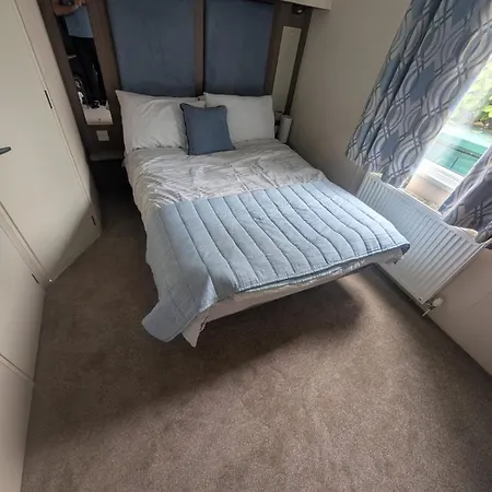 بيت للعطل Hesket Plot 42 Sleeps 3 - 1 Double 1 Single No Commercial Vans Allowed كارلايل